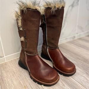 NWOT! 1/2 Price! ❤️Columbia Chamonix Winter Boots 7.5 Thick Treads Co❤️